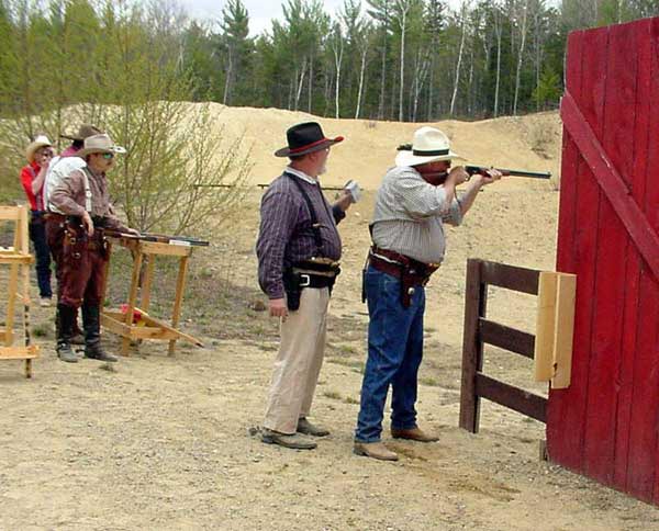 Piney Woods shooting rifle at the 2004 Fracas at Pemi Gulch.